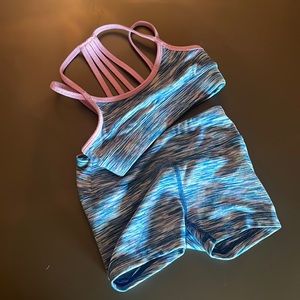 Little girls two piece activewear  size 2XS